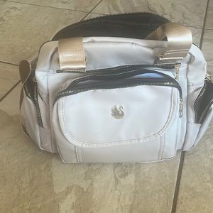 Gloria Vanderbilt Bag